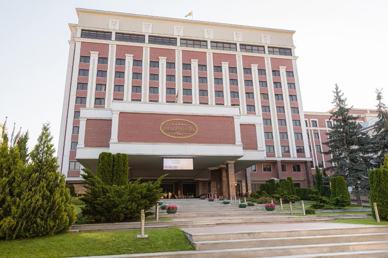 President Hotel Minsk Exterior photo The university library